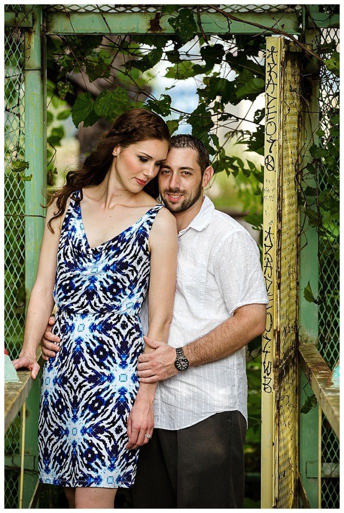 strip-district-washingtons-landing-engagement-pittsburgh-sal-and-bella005