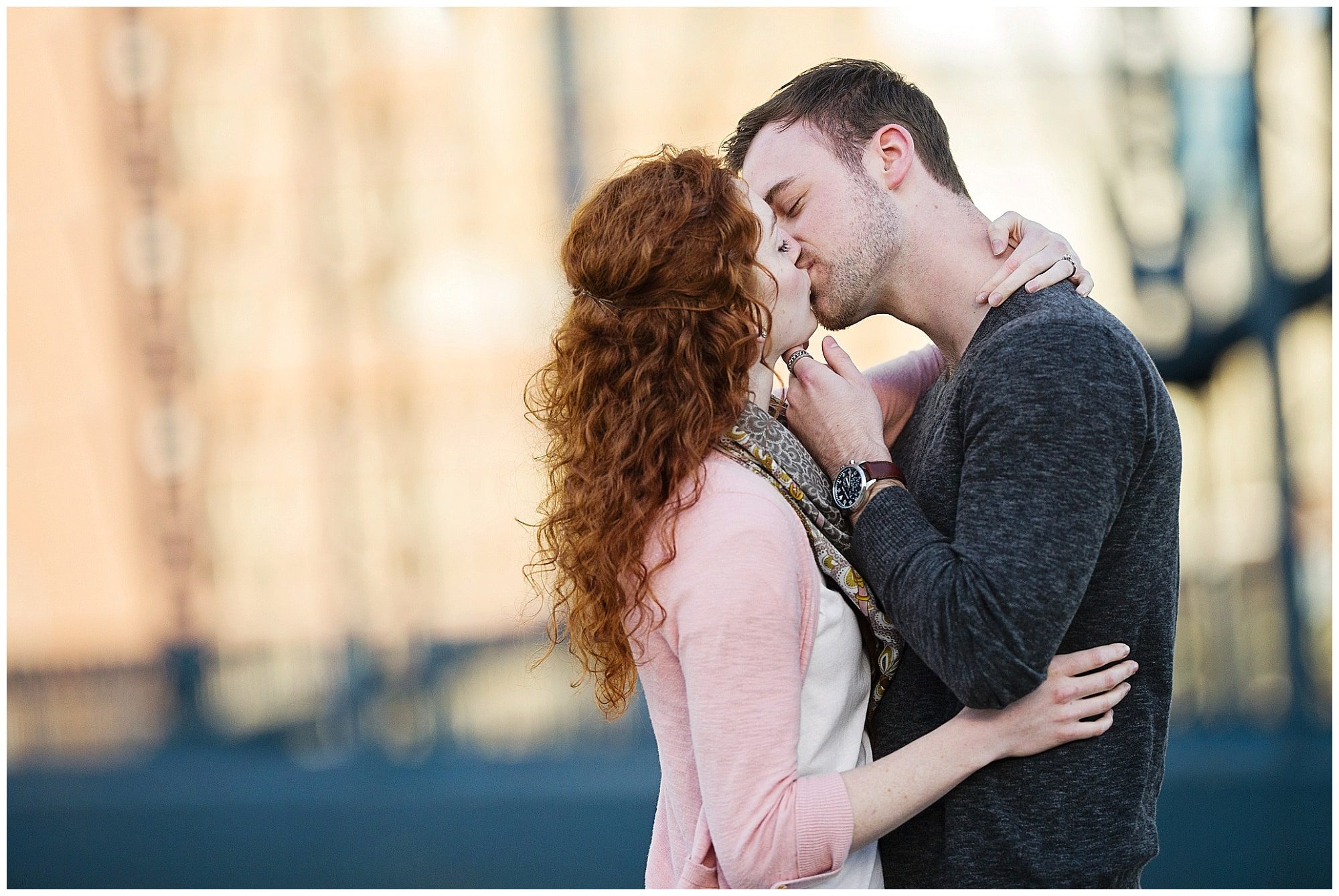 smithfield-street-bridge-engagment-collin-kaitlyn009