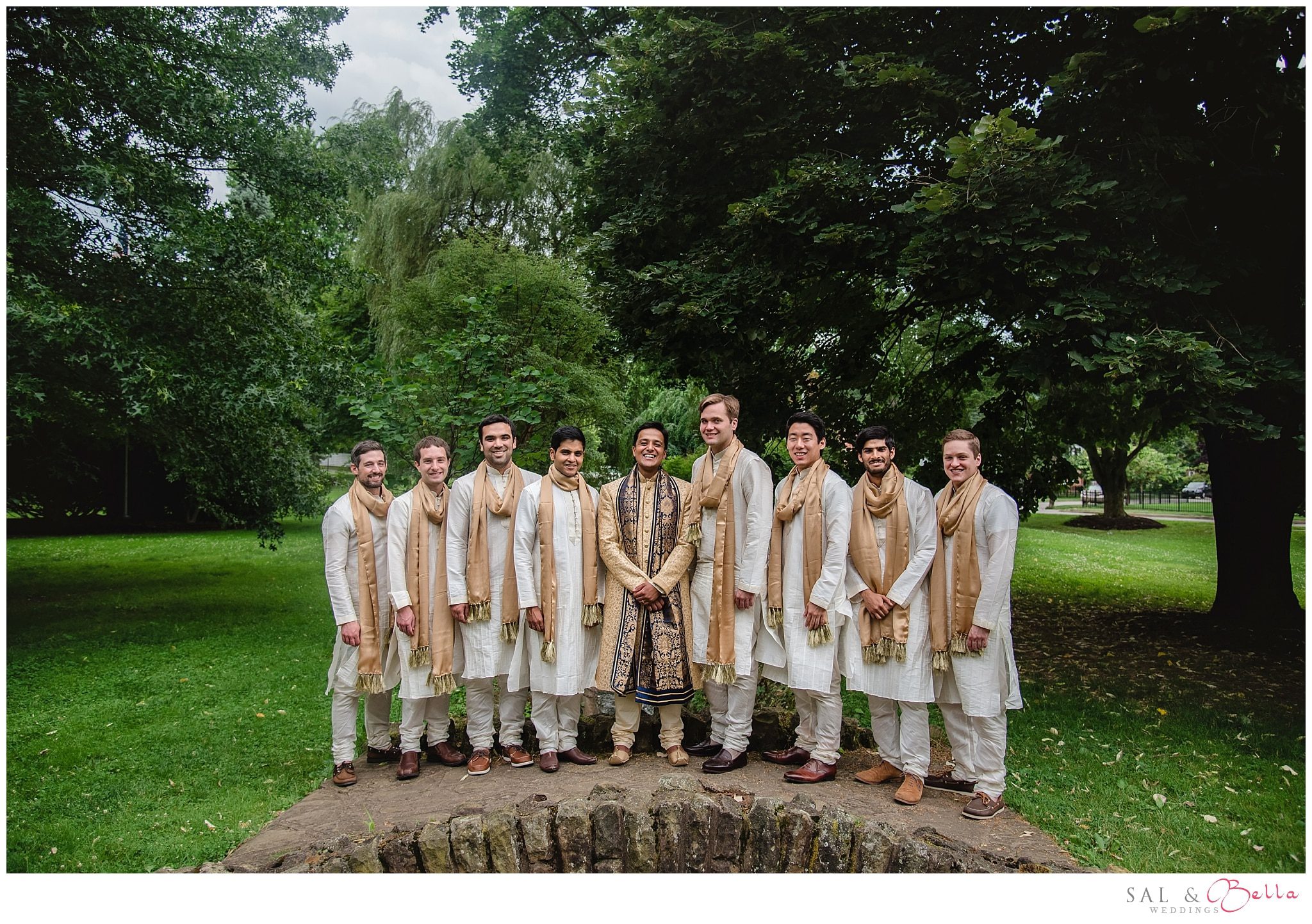 Bridal Party photos at Triangle Park Sewickley