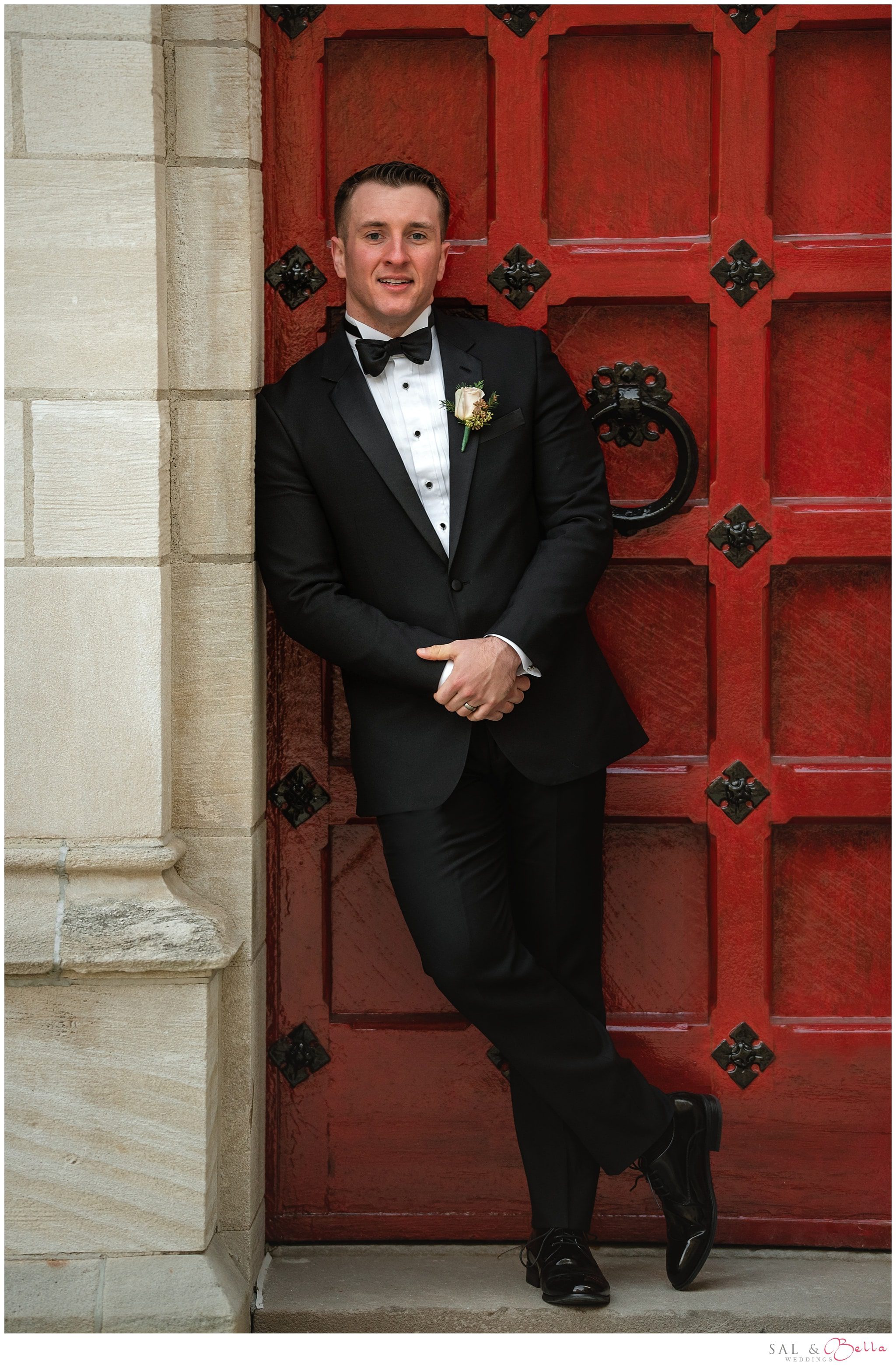 Groom photos at the cathedral of learning